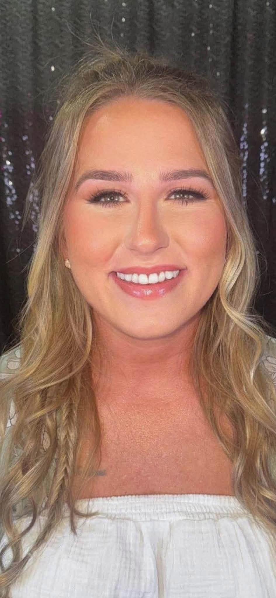Warm full glam with defined eyes and glossy lips